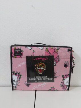 Ed Hardy 6-Piece Queen Floral Logo Pink Sheet Set